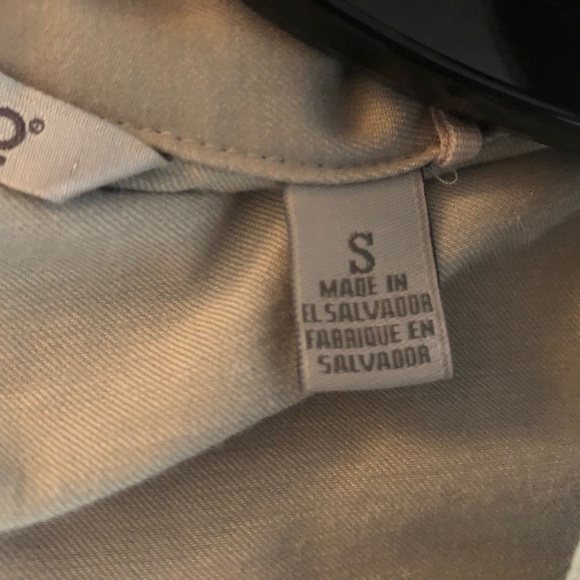 TOAD & CO is known for it's Eco Materials l Top with side zip pocket and quality - Picture 7 of 8